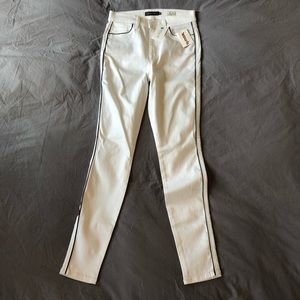 Level 99 high rise white jeans sz 27